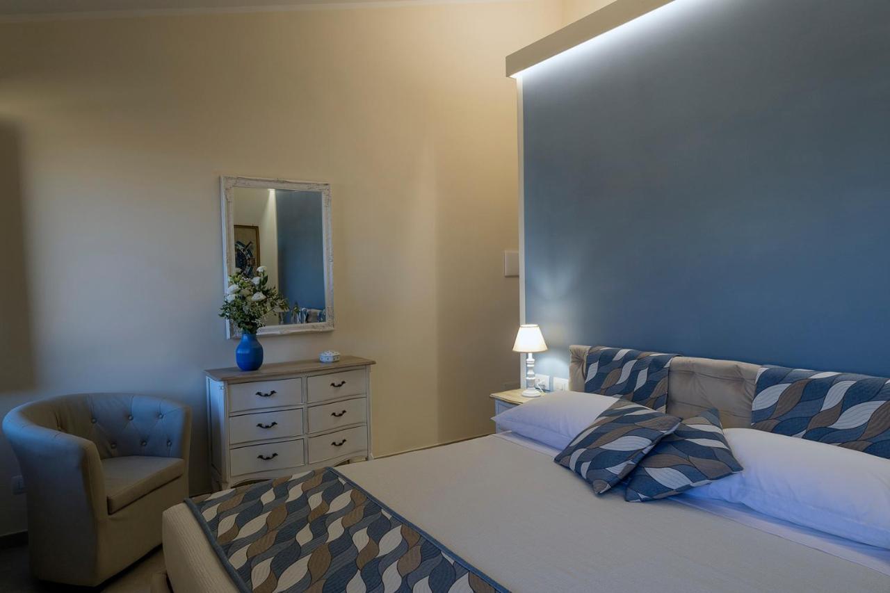 Dimo' Re Bed & Breakfast Farnese Exterior photo