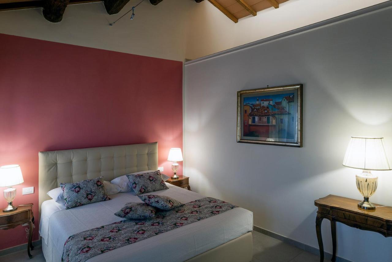 Dimo' Re Bed & Breakfast Farnese Exterior photo