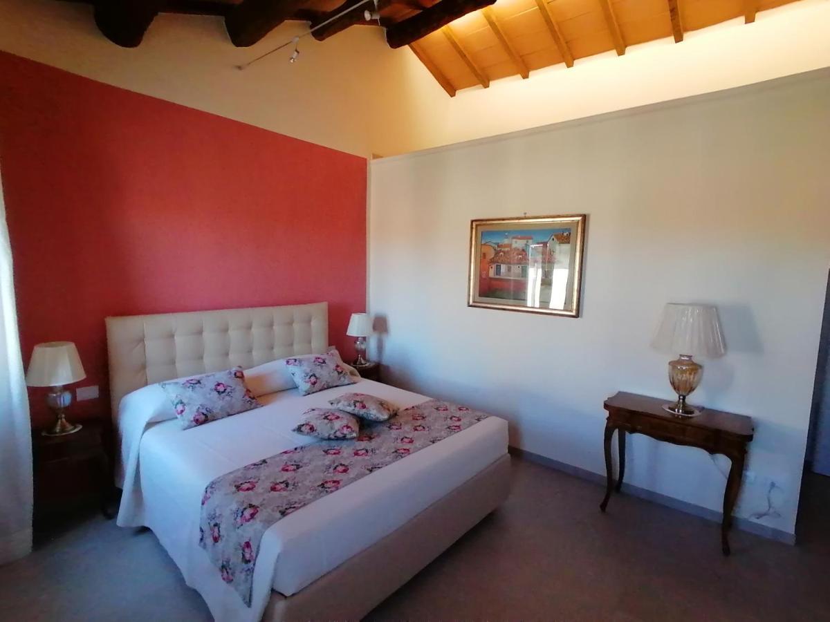 Dimo' Re Bed & Breakfast Farnese Exterior photo