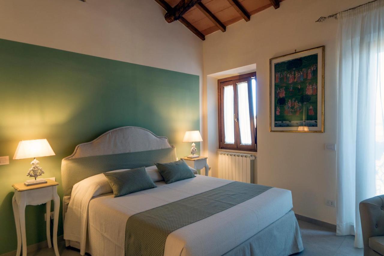 Dimo' Re Bed & Breakfast Farnese Exterior photo